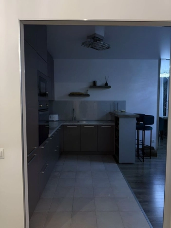 Купить квартиру в Москве. Вариант № 10001366, 8, площадь -  квм, цена 28000000 рублей