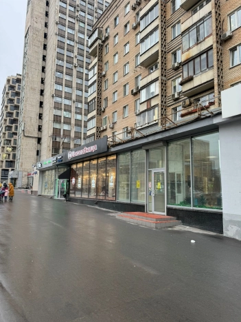 Снять коммерческую недвижимость в Москве. Вариант № 22712, 2, площадь -  квм, цена 300000.0000 рублей