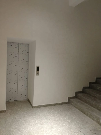 Купить коммерческую недвижимость в Москве. Вариант № 19237, 15, площадь -  квм, цена 9752000 рублей