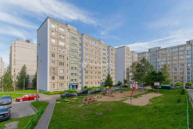 . Вариант № 3353589, 18, площадь - 32 квм, цена 3000000 рублей