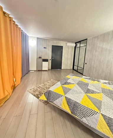 Купить трехкомнатную квартиру в Приморском крае. Вариант № 8018, 3, площадь -  квм, цена 16000000 рублей