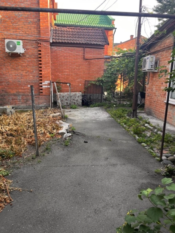 Купить двухкомнатную квартиру на улице имени Калинина в Краснодаре. Вариант № 8725, 13, площадь -  квм, цена 3400000 рублей