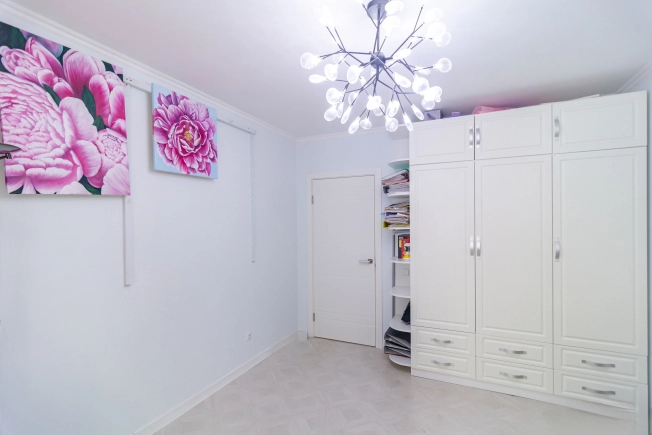 Купить трехкомнатную квартиру на улице проезд Алексея Афанасьева в Петрозаводске. Вариант № 24836, 16, площадь -  квм, цена 12000000 рублей