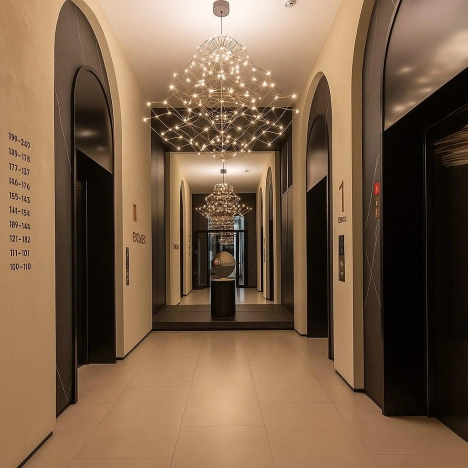 Купить трехкомнатную квартиру в Новосибирске. Вариант № 9883430, 2, площадь -  квм, цена 9500000 рублей