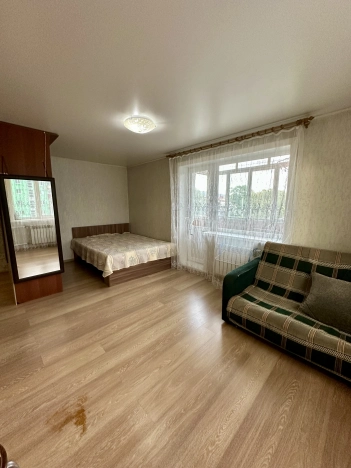 Купить однокомнатную квартиру в Южно-Сахалинске. Вариант № 60865, 4, площадь -  квм, цена 5600000 рублей