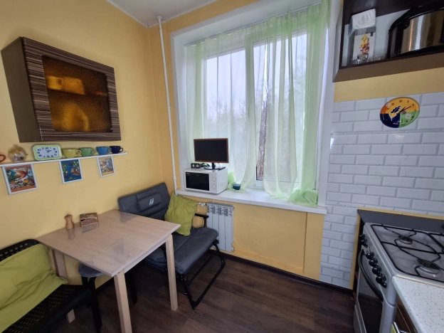 Купить двухкомнатную квартиру в Калужской области. Вариант № 9104969, 11, площадь -  квм, цена 3950000 рублей