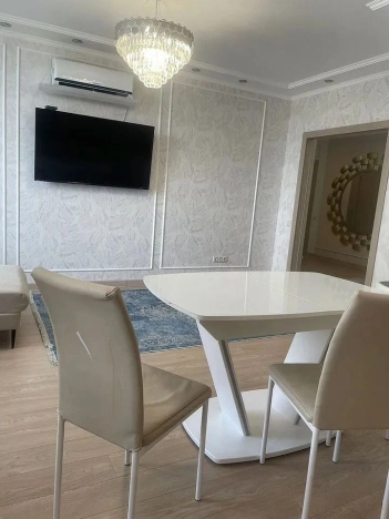 . Вариант № 52303, 10, площадь - 92 квм, цена 13099999 рублей