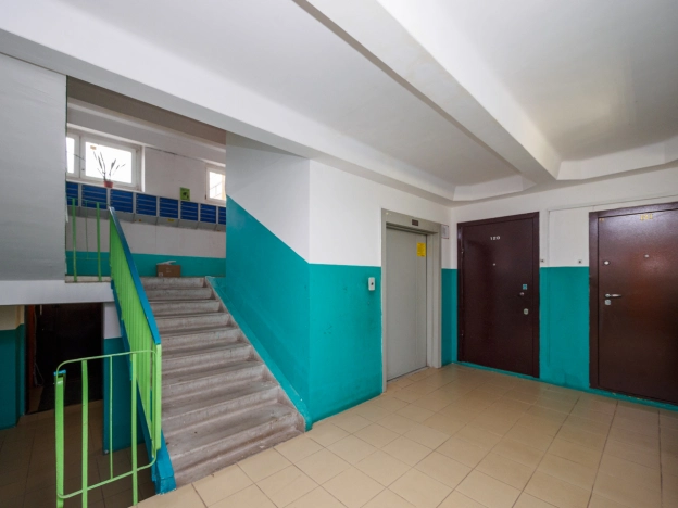 Купить однокомнатную квартиру в Омске. Вариант № 3993678, 18, площадь -  квм, цена 4900000 рублей