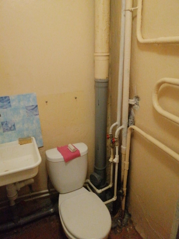 Купить квартиру в районе Ленинский в Кемерове. Вариант № 7192801, 5, площадь -  квм, цена 1700000 рублей