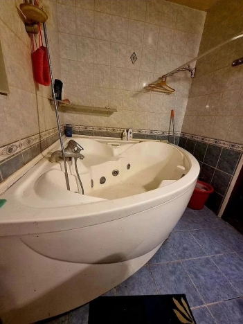 Купить квартиру в Вологодской области. Вариант № 7203824, 21, площадь -  квм, цена 12500000 рублей