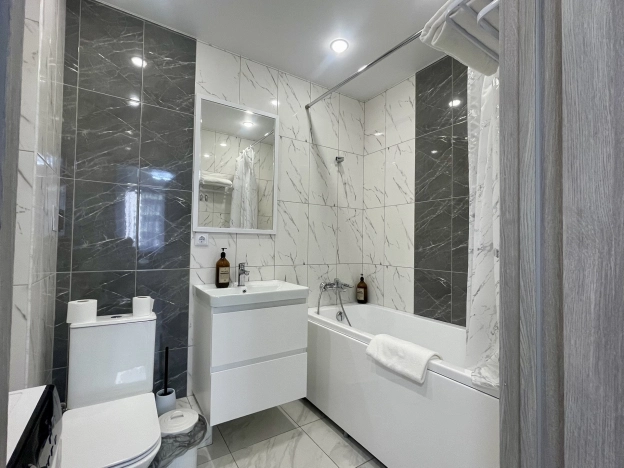 Купить однокомнатную квартиру в Ростовской области. Вариант № 6849589, 2, площадь -  квм, цена 6600000 рублей