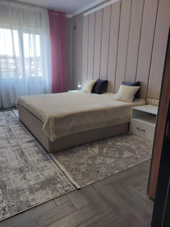 Снять дом в Краснодаре. Вариант № 14614, 0, площадь - квм, цена 68000.0000 рублей