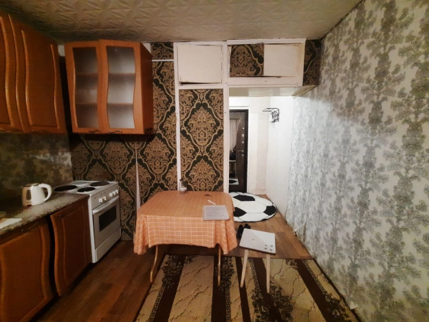 Купить квартиру в Тобольске. Вариант № 8092192, 3, площадь -  квм, цена 1500000 рублей