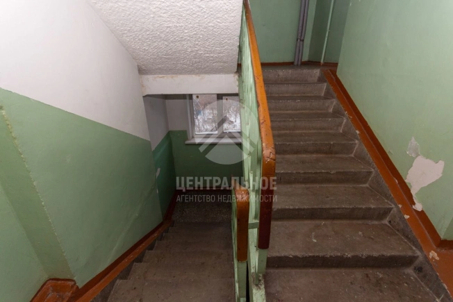 Купить трехкомнатную квартиру в районе Калининский в Новосибирске. Вариант № 46798, 12, площадь -  квм, цена 4400000 рублей