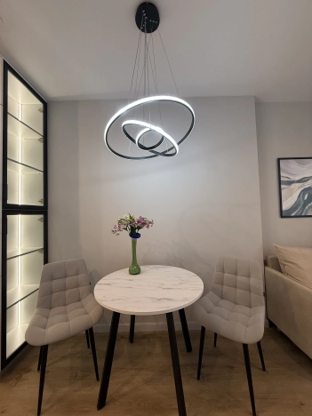 Купить квартиру на вторичке на улице Октябрьская в Калининграде. Вариант № 10495758, 4, площадь -  квм, цена 9399000 рублей