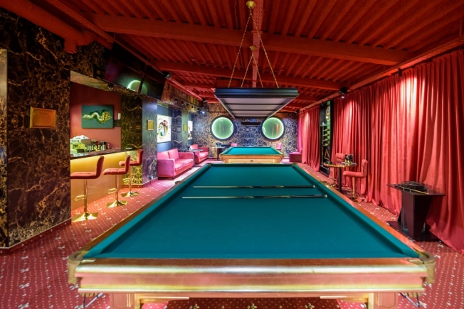 Купить коммерческую недвижимость в Новосибирске. Вариант № 8086960, 40, площадь -  квм, цена 25000000 рублей