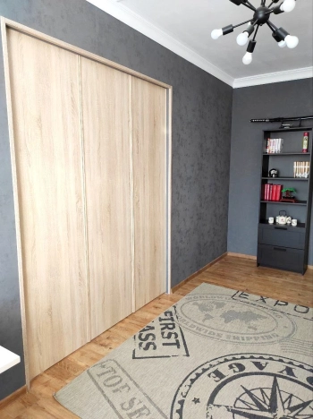 Купить четырехкомнатную квартиру в районе Октябрьский в Новосибирске. Вариант № 5317, 10, площадь -  квм, цена 14800000 рублей