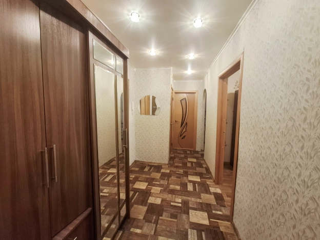 Купить двухкомнатную квартиру в Лакинске. Вариант № 9322733, 10, площадь -  квм, цена 2750000 рублей