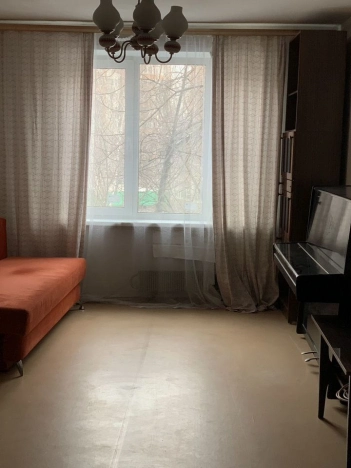 Купить трехкомнатную квартиру в ЮЗАО в Москве. Вариант № 45242, 6, площадь -  квм, цена 17500000 рублей