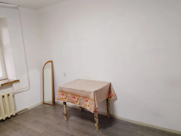 Купить комнату в Тобольске. Вариант № 8363370, 3, площадь -  квм, цена 830000 рублей