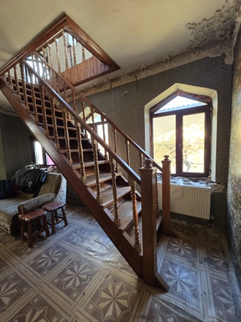 Купить дом в Алуште. Вариант № 9448665, 20, площадь -  квм, цена 19000000 рублей