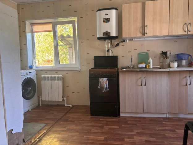 Купить дом на улице Лесная в Ярославской области. Вариант № 3463895, 15, площадь -  квм, цена 4700000 рублей