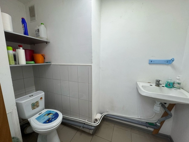 Снять коммерческую недвижимость в Тобольске. Вариант № 335773, 2, площадь -  квм, цена 130000 рублей