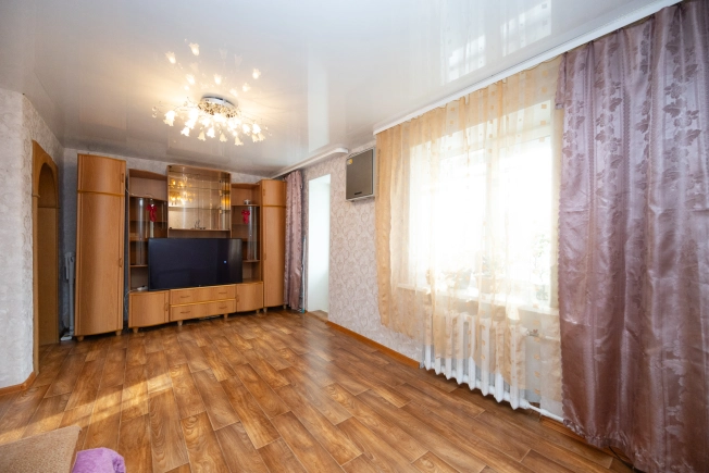 Купить трехкомнатную квартиру в Амурской области. Вариант № 7679591, 12, площадь -  квм, цена 6000000 рублей