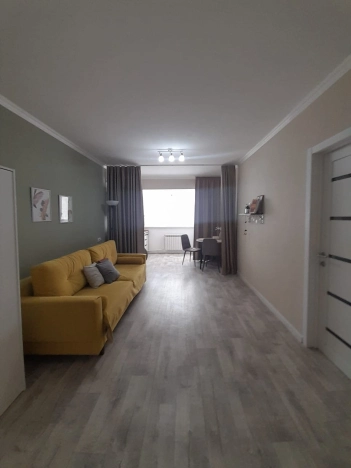 Купить трехкомнатную квартиру на улице 6-я Линия в Ростовской области. Вариант № 3948136, 0, площадь -  квм, цена 9600000 рублей