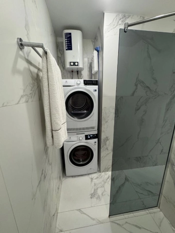 Купить квартиру в Москве. Вариант № 8534454, 4, площадь -  квм, цена 22000000 рублей