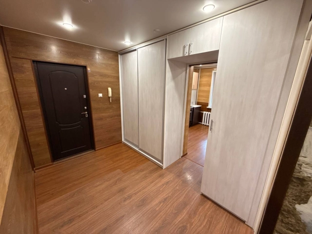 Купить трехкомнатную квартиру в Владимирской области. Вариант № 9281990, 22, площадь -  квм, цена 4300000 рублей