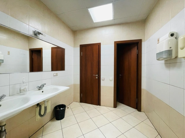 Купить офисы у метро Площадь Маркса в Новосибирске. Вариант № 10475207, 8, площадь -  квм, цена 29125800 рублей