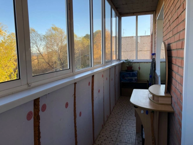 Купить однокомнатную квартиру в Омске. Вариант № 14967, 8, площадь -  квм, цена 4950000 рублей