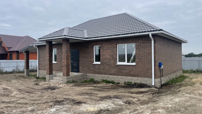 Купить дом на улице Везельская в Белгороде. Вариант № 5256339, 1, площадь -  квм, цена 8250000 рублей