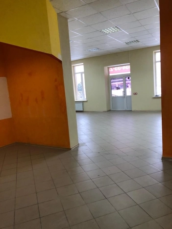 Купить коммерческую недвижимость свободного назначения в Боброве. Вариант № 13812, 17, площадь -  квм, цена 10200000 рублей