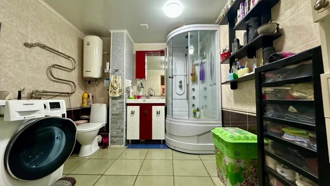 Купить двухкомнатную квартиру в Южно-Сахалинске. Вариант № 58100, 12, площадь -  квм, цена 10500000 рублей