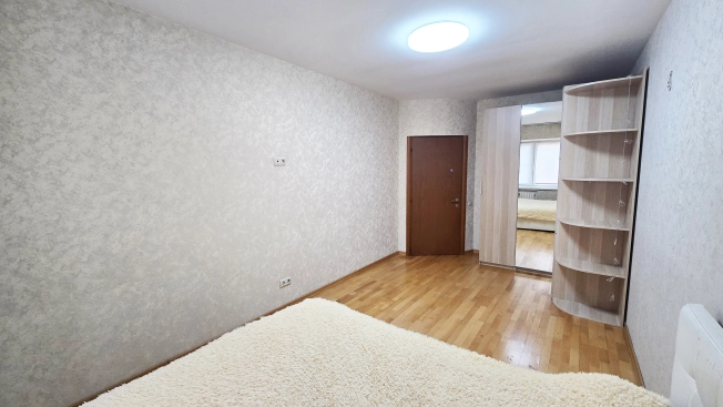 Купить трехкомнатную квартиру на вторичке на улице Пригородное шоссе в Московской области. Вариант № 9780846, 9, площадь -  квм, цена 18980000 рублей