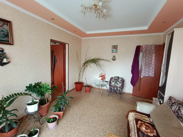 Купить двухкомнатную квартиру на вторичке в Калининградской области. Вариант № 16014, 4, площадь -  квм, цена 1400000 рублей