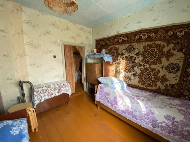 Купить дом в Строителе. Вариант № 10677526, 9, площадь -  квм, цена 4300000 рублей