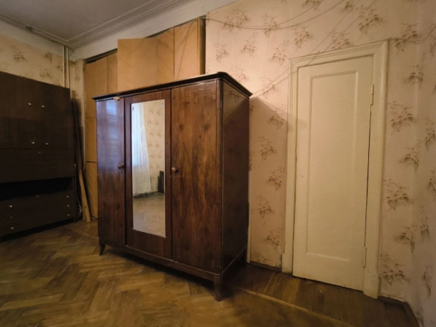 Купить трехкомнатную квартиру в Калуге. Вариант № 16642, 7, площадь -  квм, цена 5800000 рублей