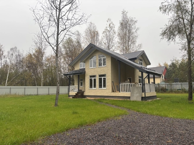 Купить дом в Москве. Вариант № 5560328, 4, площадь -  квм, цена 11300000 рублей