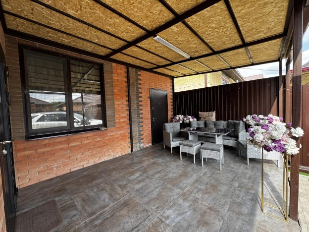 Купить дом в районе Пролетарский в Ростове-на-Дону. Вариант № 43014, 5, площадь -  квм, цена 12300000 рублей