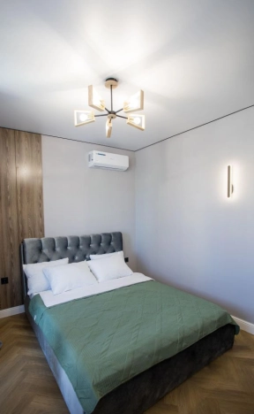 Купить трехкомнатную квартиру в Новосибирске. Вариант № 1644602, 21, площадь -  квм, цена 13600000 рублей