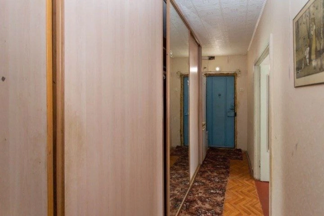 Купить квартиру в Тобольске. Вариант № 10152216, 20, площадь -  квм, цена 4400000 рублей