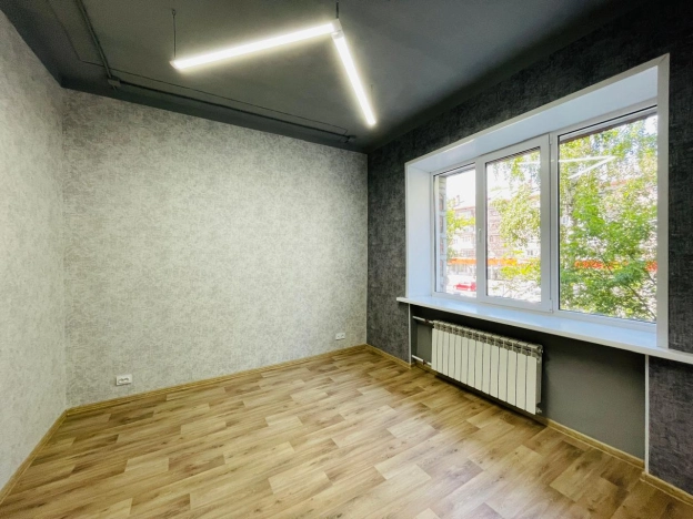 Снять офисы на улице Мусы Джалиля в Новосибирске. Вариант № 3867, 7, площадь -  квм, цена 1349940 рублей