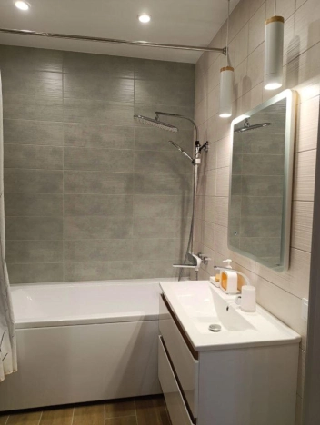 Купить квартиру на улице имени генерал-майора А.Н. Рожкина в Новосибирске. Вариант № 11036483, 12, площадь - квм, цена 9500000 рублей