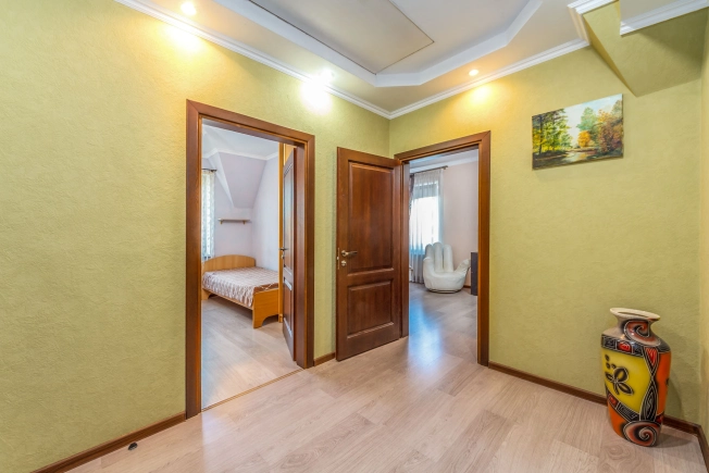 Купить дом в Калининграде. Вариант № 2977692, 14, площадь -  квм, цена 15990000 рублей