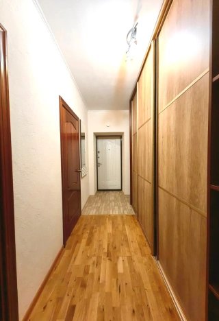 Снять квартиру на улице Виктора Гакуна в Калининграде. Вариант № 18166, 11, площадь -  квм, цена 70000 рублей