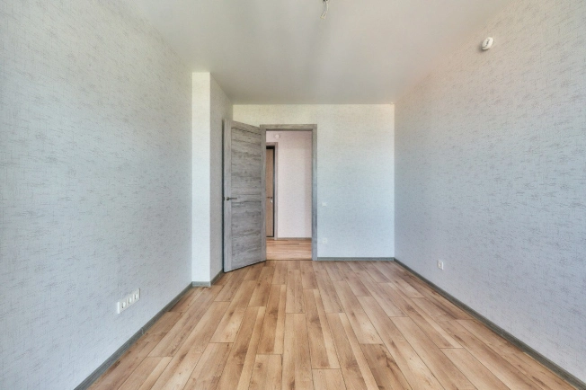 Купить однокомнатную квартиру в районе Ленинский в Воронеже. Вариант № 5266984, 4, площадь -  квм, цена 8630000 рублей