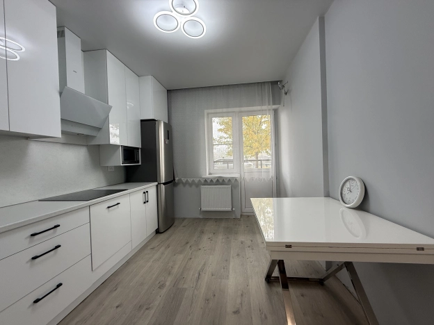 Купить квартиру на улице Дзержинского в Краснодаре. Вариант № 8327991, 7, площадь -  квм, цена 5150000 рублей